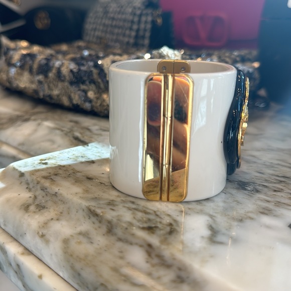 Chanel Cuff Bracelet - Picture 5 of 8